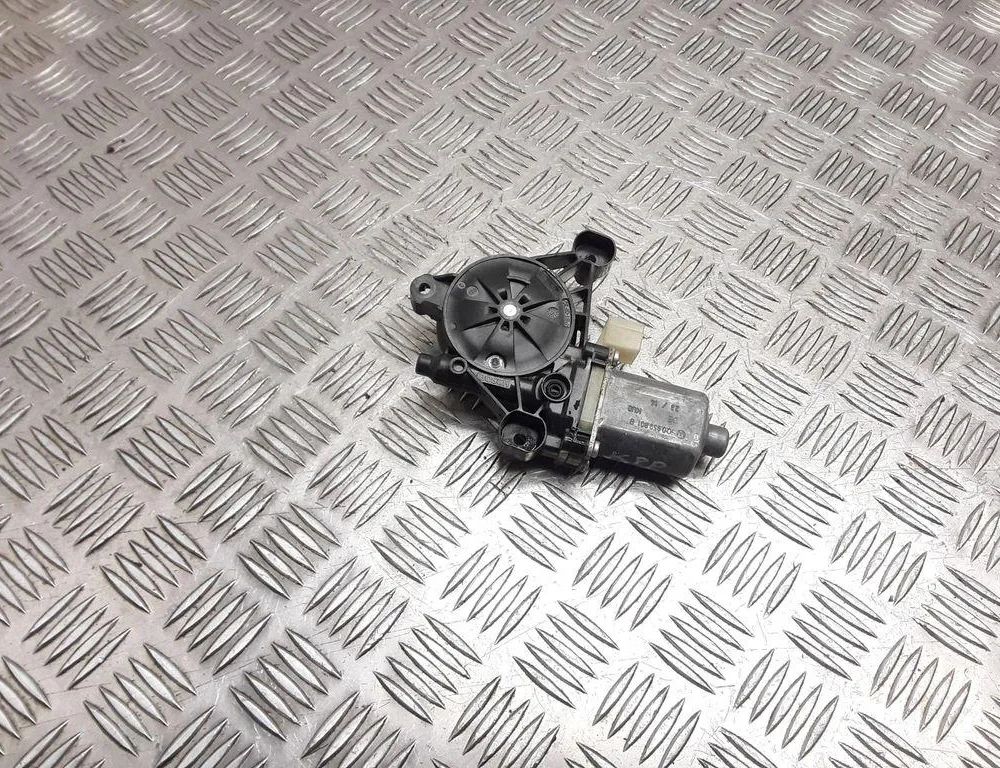 SKODA Octavia 3 generation (2013-2020) Маторчик стеклоподъемника передней левой двери 5Q0959801B,0130822717,S850202099 32823221