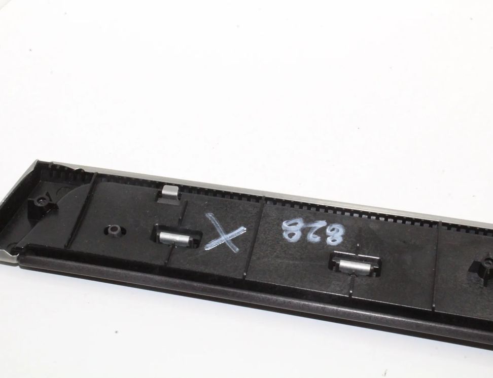 VOLKSWAGEN Touareg 1 generation (2002-2010) Aizmugurējo kreiso durvju apdare 7L6867459 17017303