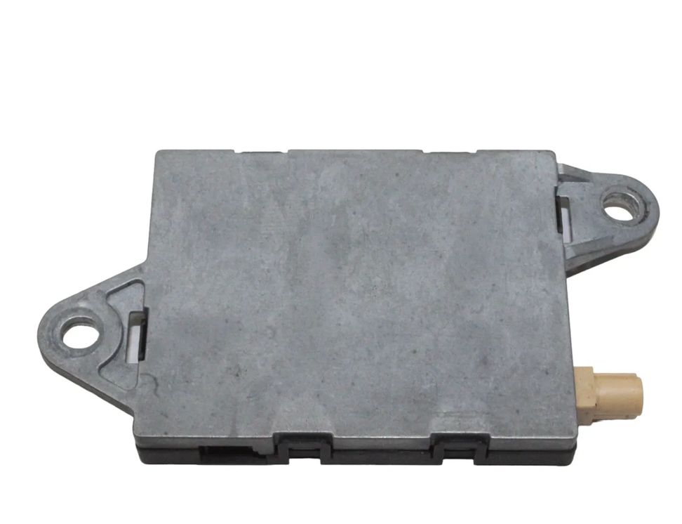 AUDI TT 8J (2006-2014) Антенный модуль 8J8035225M 23117282