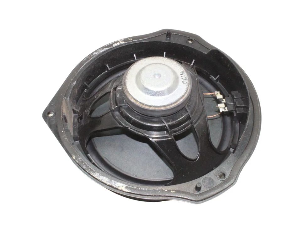 MERCEDES-BENZ C-Class W204/S204/C204 (2004-2015) Front Right Door Loudspeaker A2048201902 23161422