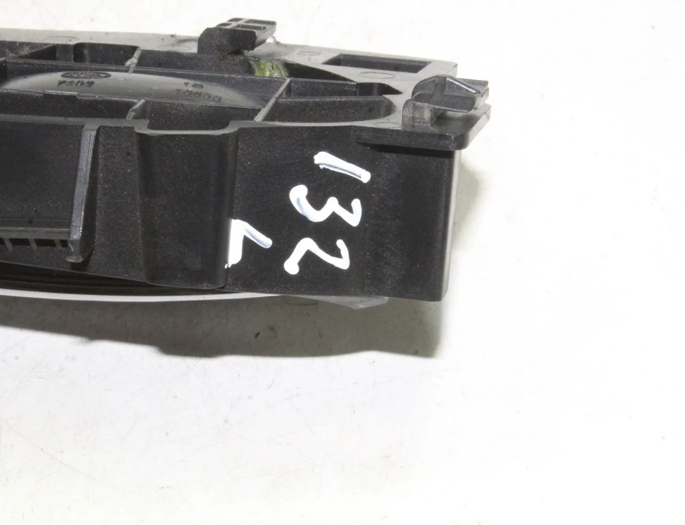 PEUGEOT RCZ 1 generation (2010-2014) Kreisais priekšējais iekšējais atvēršanas rokturis 9800099780,9660525480,9685950377 24579178