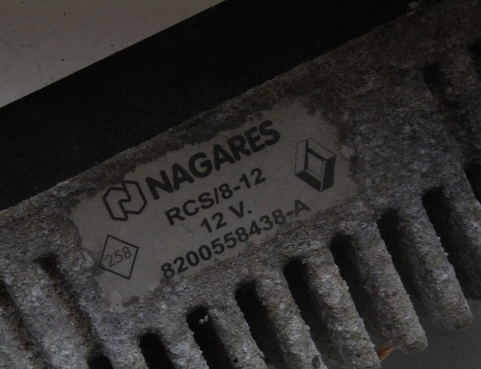 NISSAN X-Trail T32 (2013-2022) Aizdedzes sveces 8200558438,8200558438-A 26946055