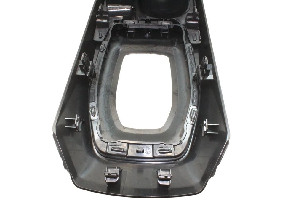 PEUGEOT 2008 2 generation (2019-2023) Отделка центральной консоли 9839699980,9824733780 28457182