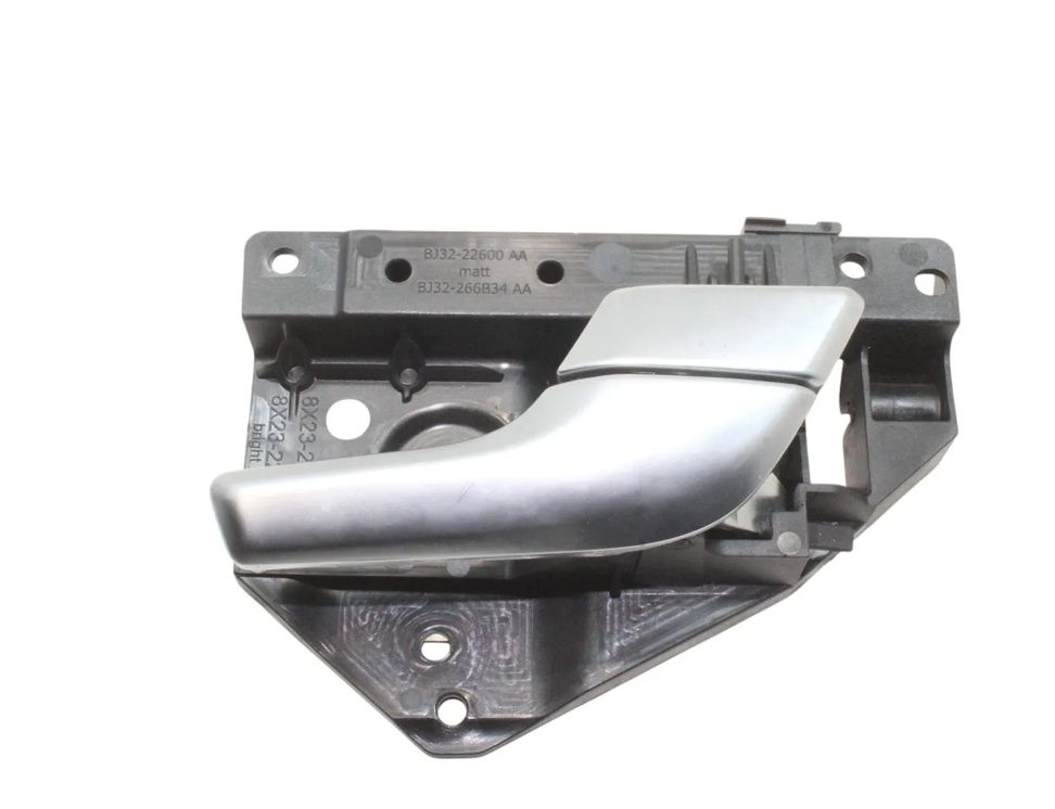 LAND ROVER Range Rover Evoque L538 (1 gen) (2011-2020) Labais aizmugures iekšējais atvēršanas rokturis BJ32-22600-AA,BJ32-266B34-AA 29507344