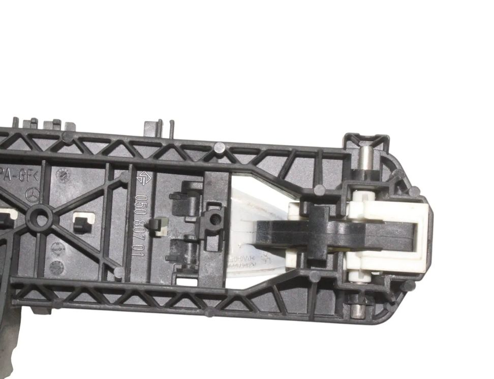 MERCEDES-BENZ SLK-Class R172 (2011-2020) Priekšējo kreiso durvju ārējais rokturis A2047602134 29911251