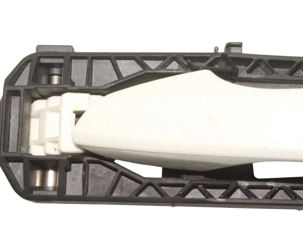 MERCEDES-BENZ SLK-Class R172 (2011-2020) Priekšējo kreiso durvju ārējais rokturis A2047602134 29911251