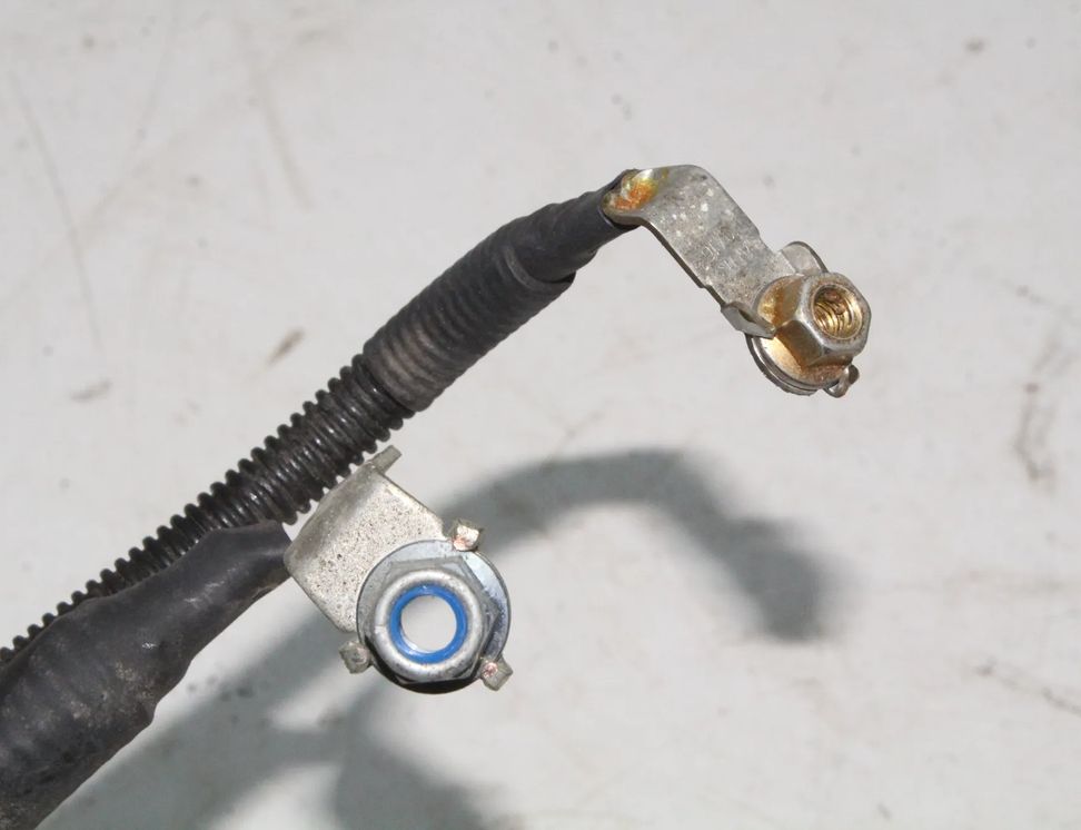 MERCEDES-BENZ GLA-Class X156 (2013-2020) Отрицательный кабель аккумулятора A2465400308 31598101