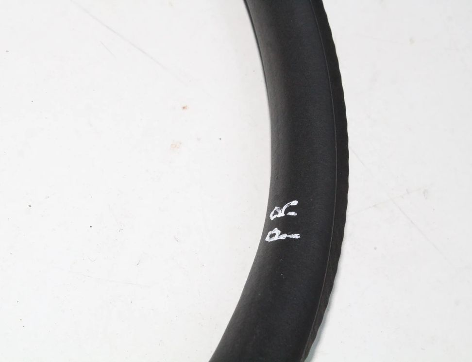 MERCEDES-BENZ EQA 1 generation (2021-2023) Резиновая прокладка передней правой двери A2476921000 32243483