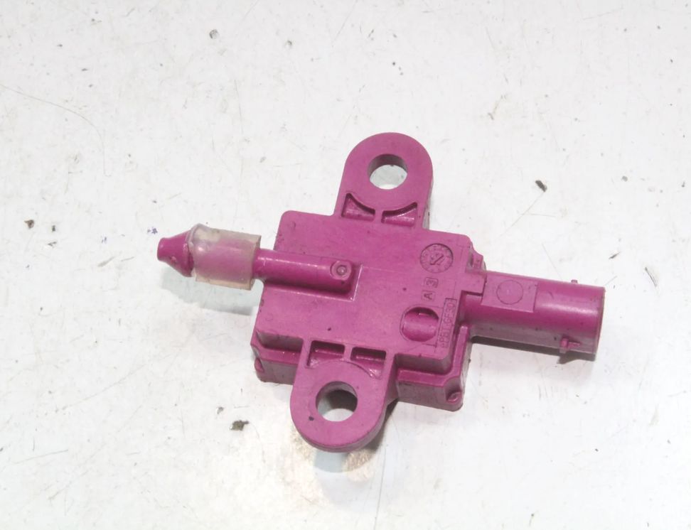 PEUGEOT 508 2 generation (2018-2023) Front Right Impact Sensor 9813464480 32793197