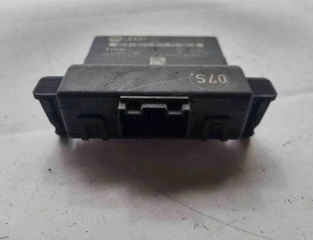 VOLKSWAGEN Golf 8 generation (2019-2023) Другие блоки управления 3C0907951A,3C0907530C,402063F 32617097