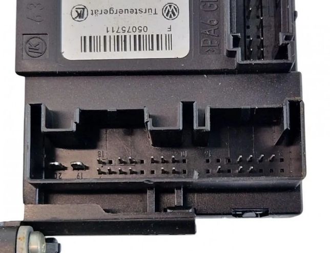 SKODA Octavia 2 generation (2004-2013) Маторчик стеклоподъемника передней левой двери 1T0959701M,1K0959793Q 29441265