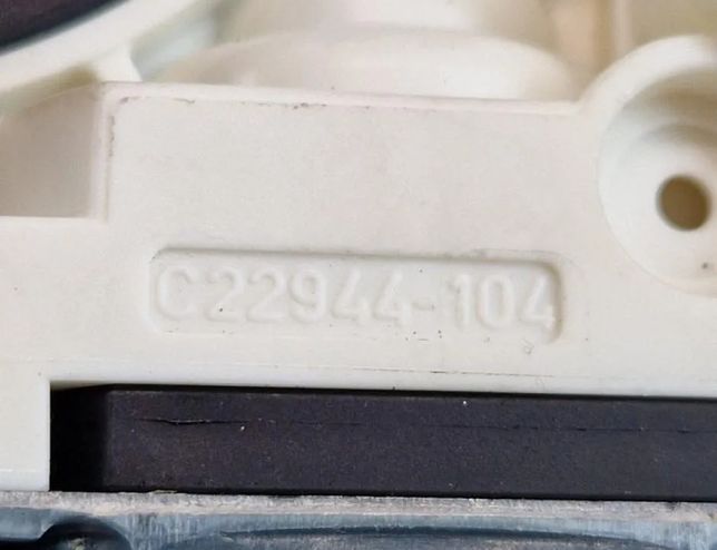 VOLKSWAGEN Passat B8 (2014-2023) Маторчик стеклоподъемника передней левой двери 504959801B,1036C22942100,C22944104 30252863