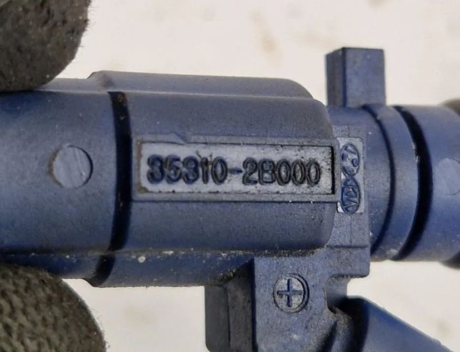 HYUNDAI i30 FD (1 generation) (2007-2012) Degvielas sprausla 353102B000 31296333