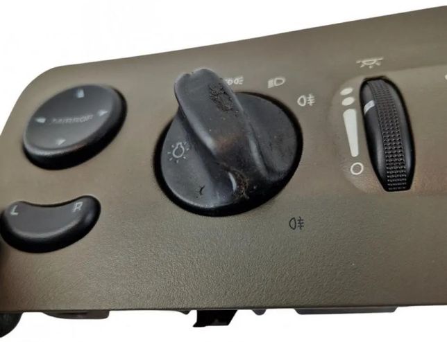 CHRYSLER Voyager 4 generation (2001-2007) Headlight Switch Control Unit 1527120749,p0th131l5ad,746754333,74674611 31717745