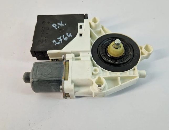 VOLKSWAGEN Tiguan 1 generation (2007-2017) Priekšējo kreiso durvju logu pacēlāja motorīts 0130822467,5N0959701D,5K0959793 32093634