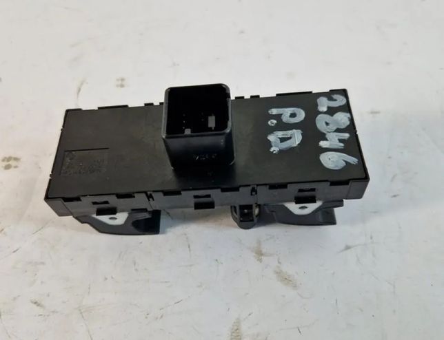 VOLKSWAGEN Jetta 6 generation (2010-2018) Priekšējo labo durvju logu pacelšanas slēdži 1k4959857b 33022941