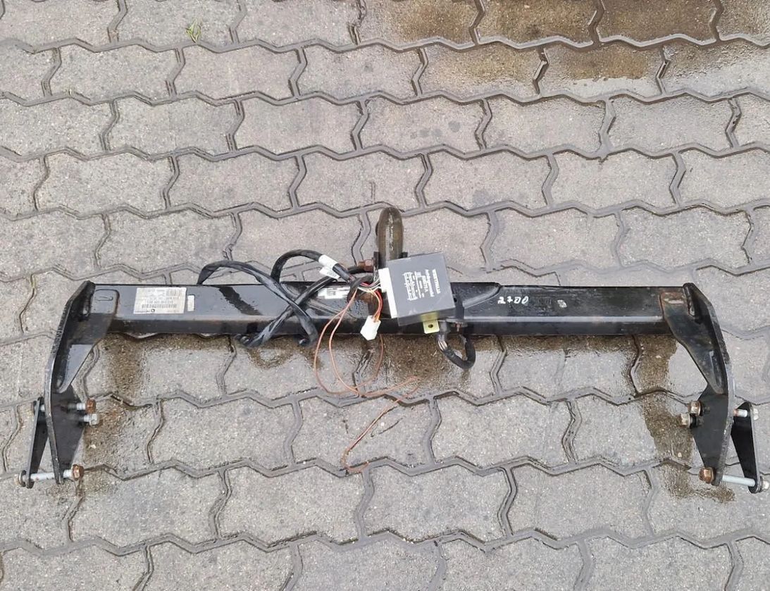 MERCEDES-BENZ Vito W639 (2003-2015) Noņemams āķis 313233,313240600001 33082684