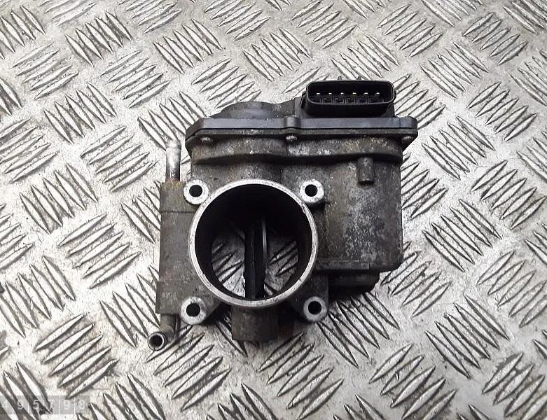 MAZDA 5 1 generation (2005-2010) Droseļvārsts RF7J136B0B 30626170