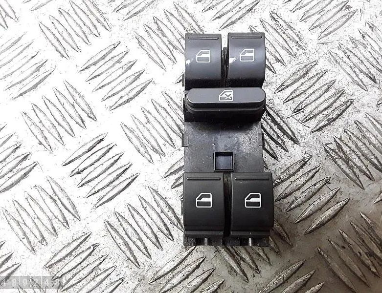 VOLKSWAGEN Tiguan 1 generation (2007-2017) Aizmugurējo labo durvju loga pacelšanas slēdzis 1k4959857b 30630303