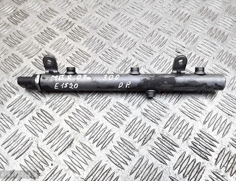 FIAT Ducato 3 generation (2006-2024) Left Side Fuel Rail a6420702595001 30632696