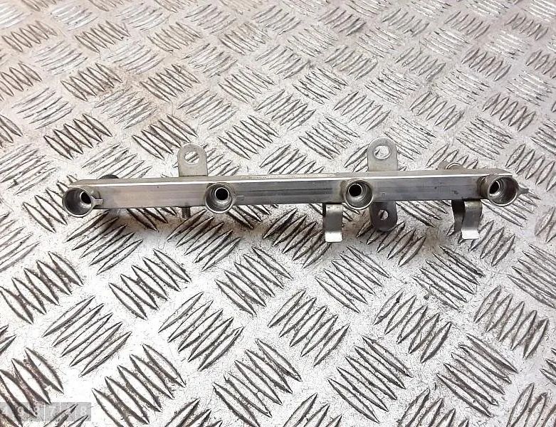 FIAT Ducato 3 generation (2006-2024) Left Side Fuel Rail 55565971 30774164