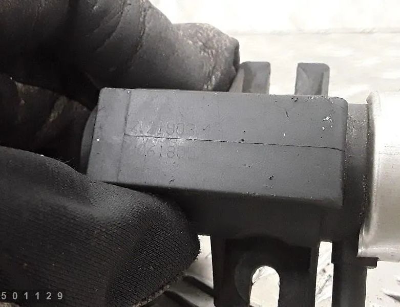 LAND ROVER Defender 1 generation (1983-2016) Solenoīda vārsts 80618057 31260955