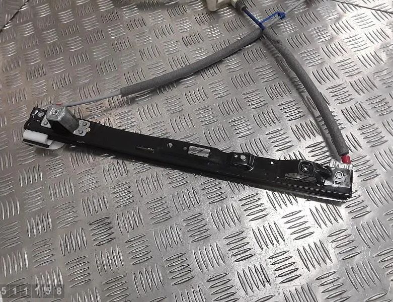 MERCEDES-BENZ G-Class W463 (1990-2024) Aizmugurējo kreiso durvju logu pacēlājs av1114553l4 33010690