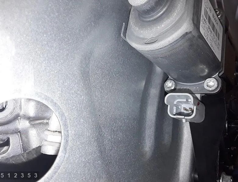 MERCEDES-BENZ G-Class W463 (1990-2024) Aizmugurējo kreiso durvju logu pacēlājs 824802r030 33066855