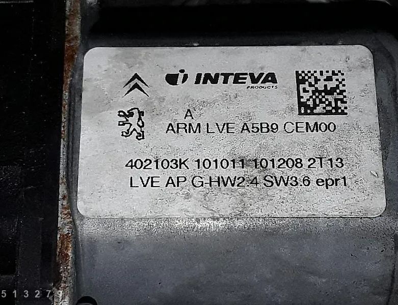 MERCEDES-BENZ G-Class W463 (1990-2024) Aizmugurējo kreiso durvju logu pacēlājs 402103K 33101057