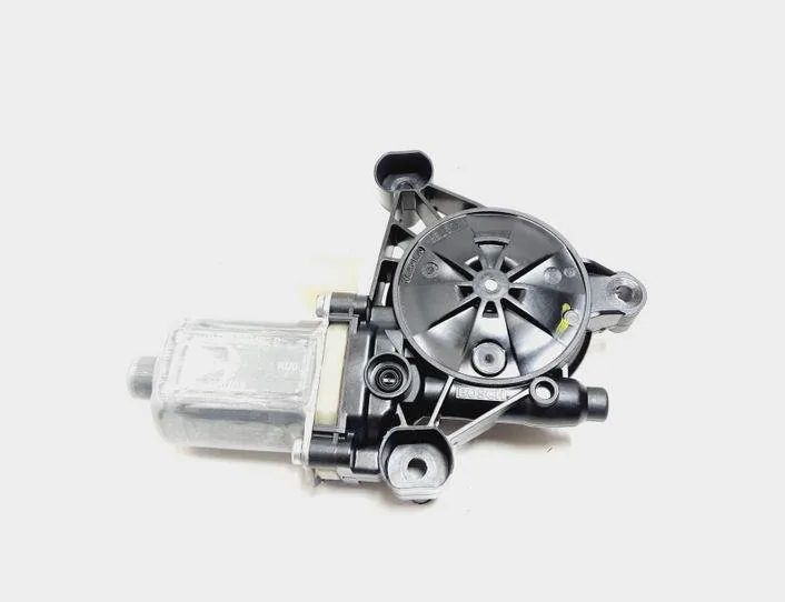 SEAT Ateca 1 generation (2016-2024) Маторчик стеклоподъемника передней правой двери 5Q0959802B 20523356