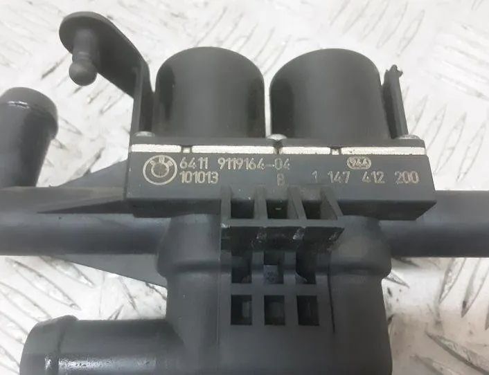 BMW 7 Series F01/F02 (2008-2015) Клапан радиатора отопления 9119164 20533456