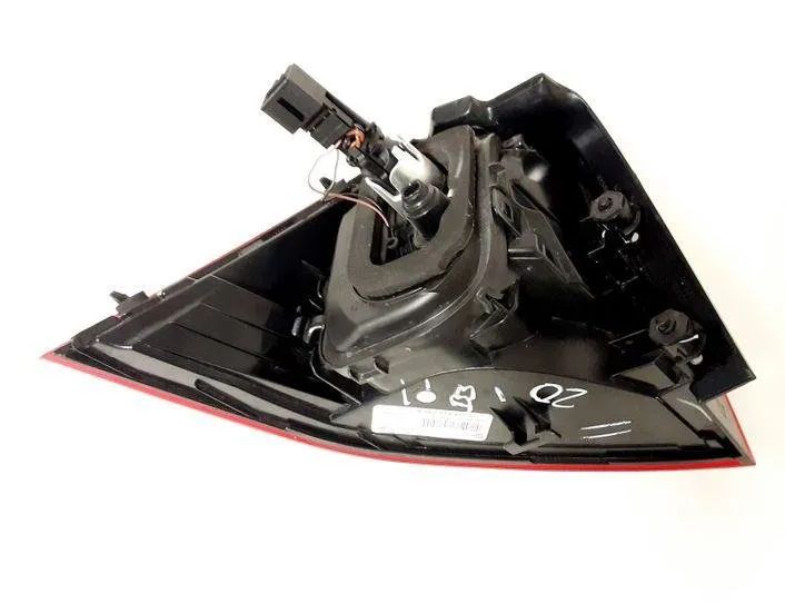 VOLKSWAGEN Golf 7 generation (2012-2024) Rear Right Taillight Lamp 2VA01197706 20539224