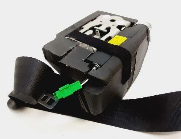 VOLVO XC60 1 generation (2008-2017) Aizmugurējā labā drošības josta 34060407 20552581