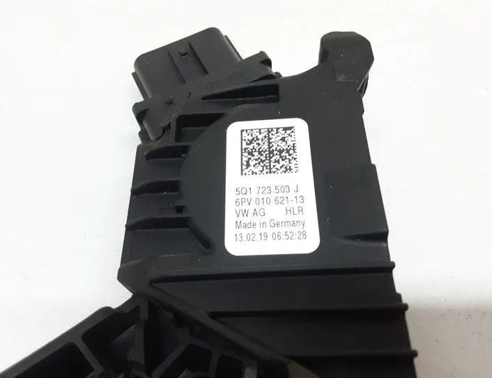 SEAT Ateca 1 generation (2016-2024) Throttle Pedal 5Q1723503J 20553302