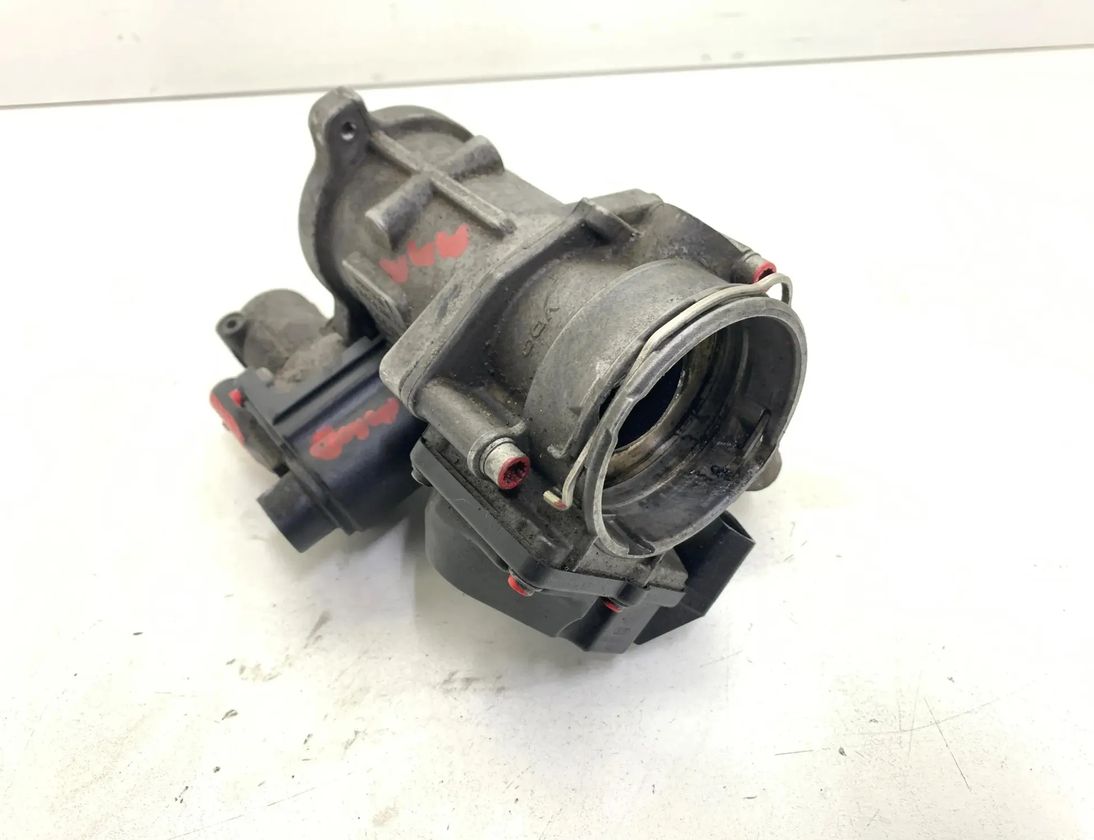 VOLKSWAGEN Passat B5 (1996-2005) EGR Valve 03G129637A 28568514