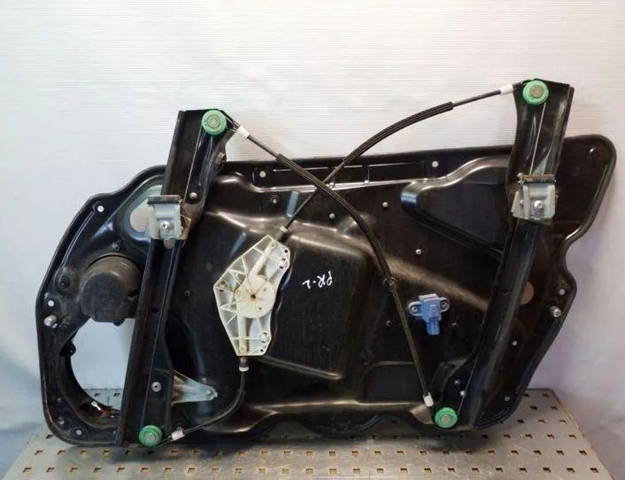 VOLKSWAGEN Passat Variant 1 generation (2010-2024) Aizmugurējo labo durvju logu pacēlājs 3C1837755F,980875100,980873101 25123263