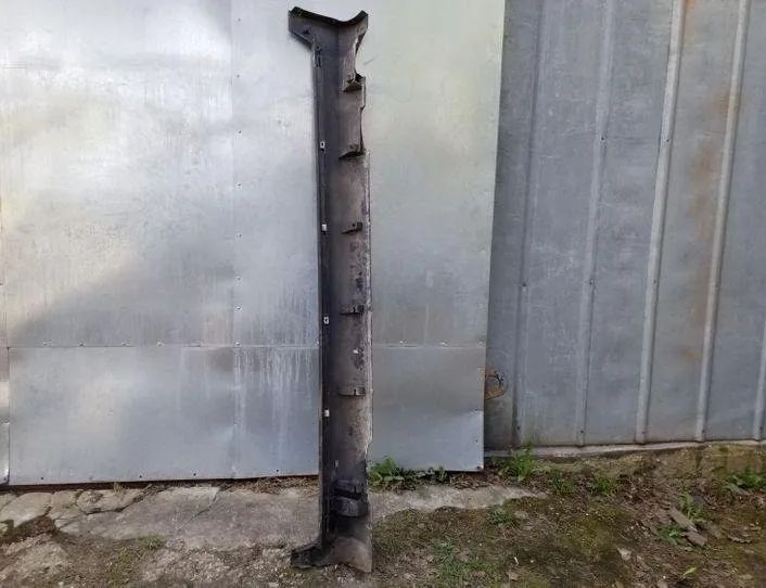 VOLVO XC60 1 generation (2008-2017) Right Side Plastic Sideskirt Cover 31294849 25148739