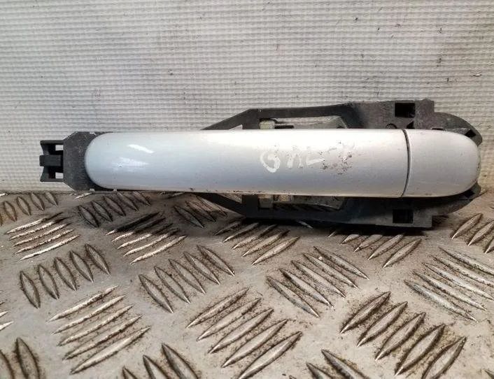 VOLKSWAGEN Passat Variant 1 generation (2010-2024) Aizmugurējo labo durvju ārējais rokturis 3B0837886 25152463