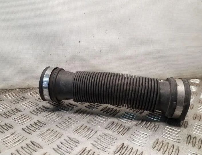 NISSAN Juke YF15 (2010-2020) Citas šļaukas / trubas 8200721179 25152602