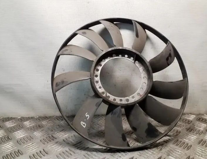 VOLKSWAGEN Passat Variant 1 generation (2010-2024) Крыльчатка вентилятора 058121301B 25153334