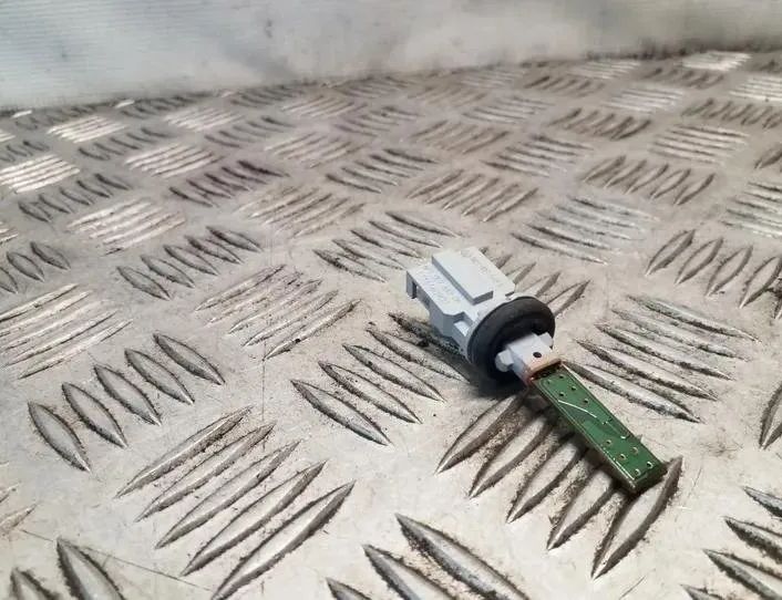 SKODA Superb 3 generation (2015-2023) Izplūdes gāzu temperatūras sensors 1K0907543E 25155219