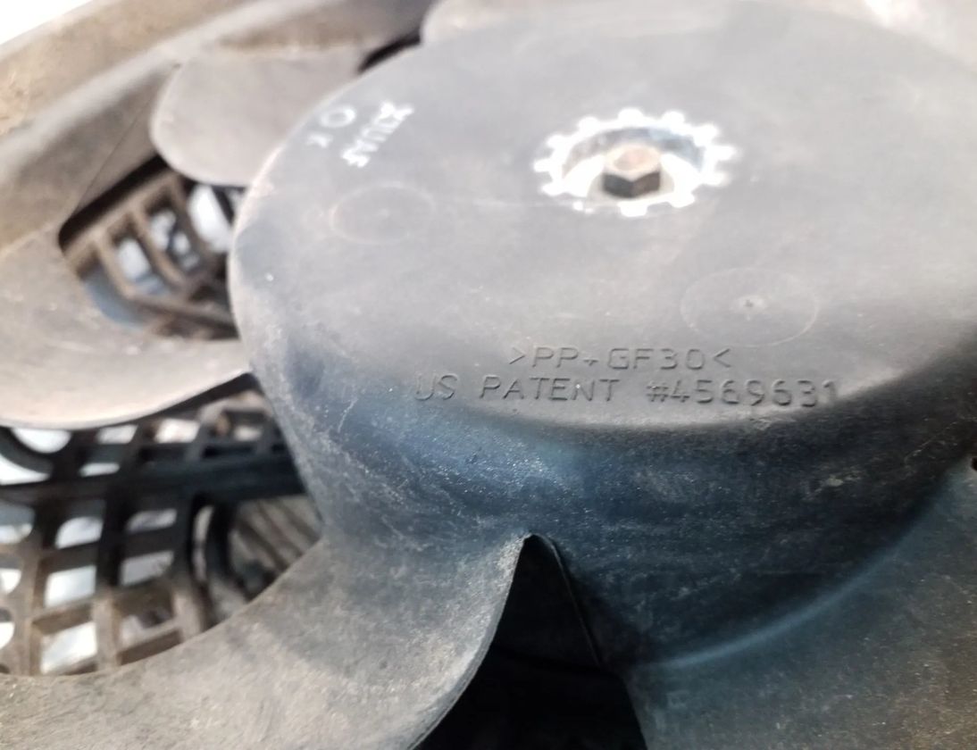 HYUNDAI Terracan 1 generation (2001-2007) Radiator fan 4569631 26060092