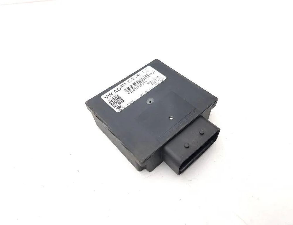 VOLKSWAGEN Tiguan 1 generation (2007-2017) Other Control Units 8ES01045220,3AA919041A 31527195