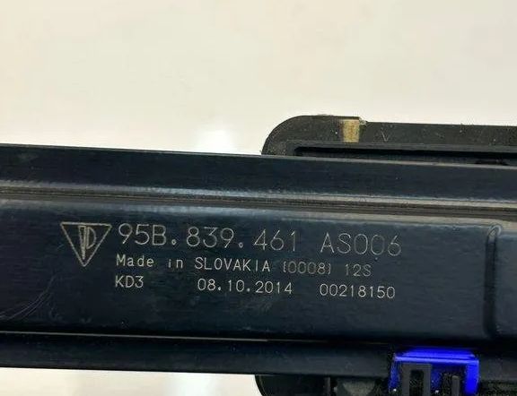 PORSCHE Macan 1 generation (2013-2023) Front Right Door Window Regulator 95B839461 31527597