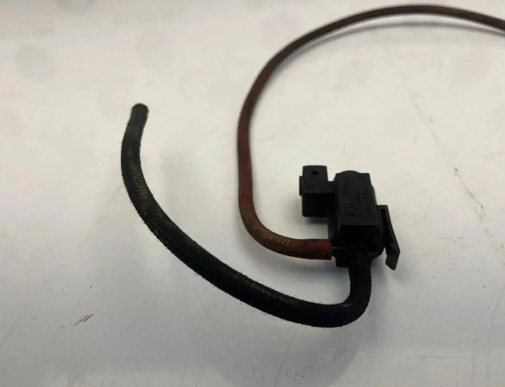 BMW 3 Series F30/F31 (2011-2020) Solenoīda vārsts 70231800,7810831 31531867