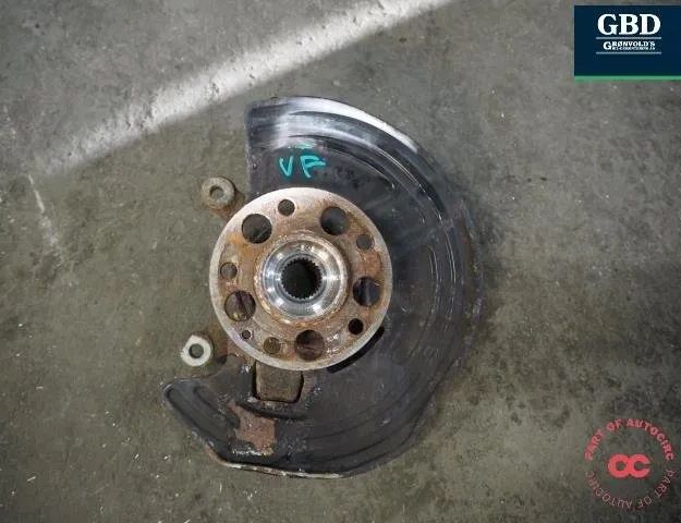 MERCEDES-BENZ A-Class W176 (2012-2018) Priekšējā kreisā riteņa rumbas vārpsta/stupica a2463320501 30870505