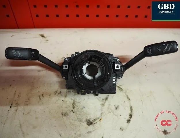 VOLKSWAGEN Golf 7 generation (2012-2024) Headlight Switch Control Unit 5q1953507m 30871432