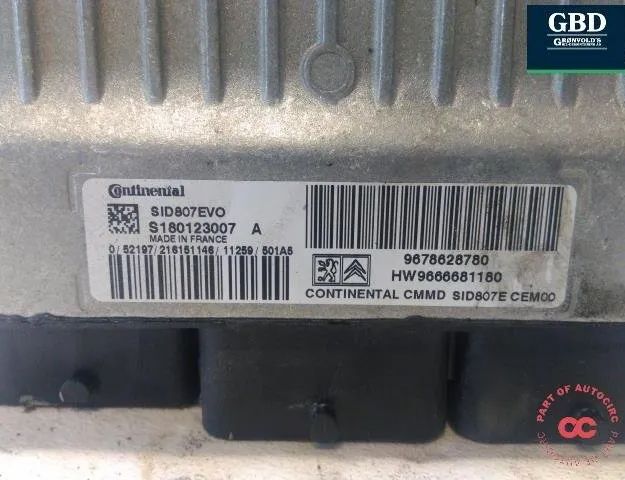 PEUGEOT 3008 1 generation (2010-2016) Kreisās puses luktura kronšteina stiprinājums 9678628780 31702578