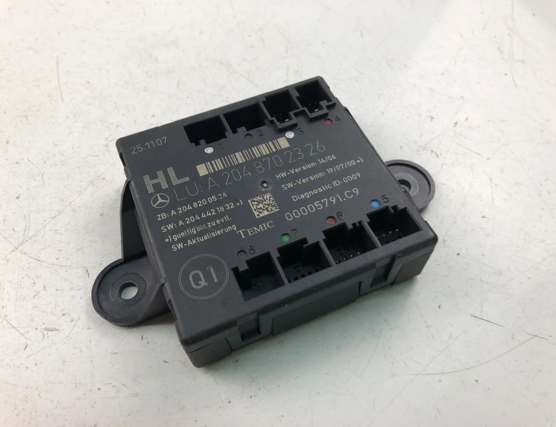 MERCEDES-BENZ C-Class W204/S204/C204 (2004-2015) Vadības bloks A2048702326 15138828