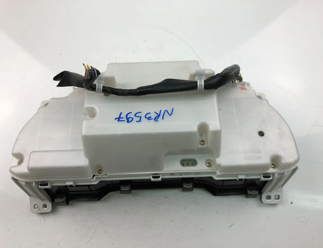 TOYOTA Avensis Verso 1 generation (2001-2003) Instrumentu panelis/spidometrs 83800-44490 15279676